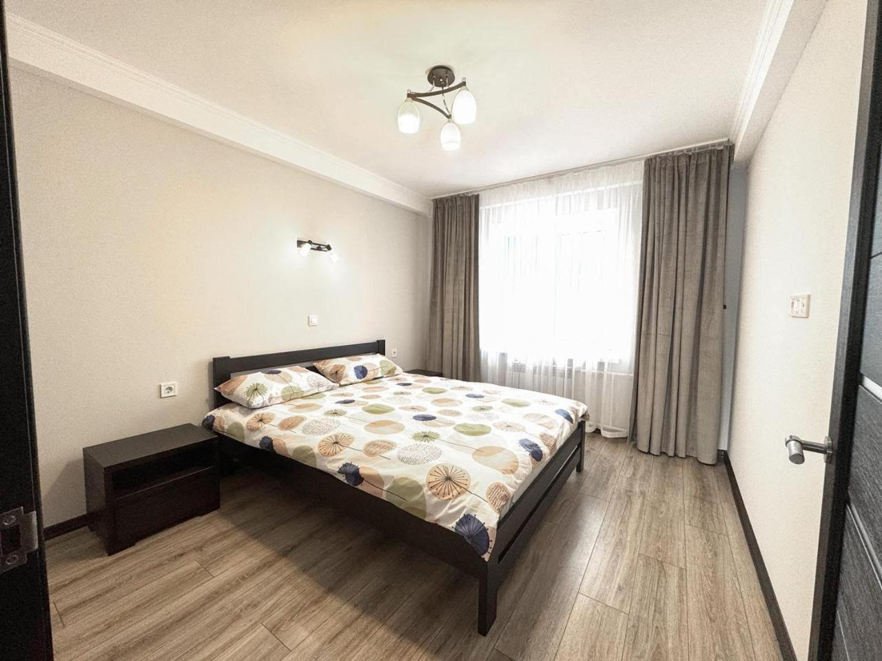 Artal Apartment On Obolonskyi Avenue 16A, 2 Bedroom Kyiv Exterior photo